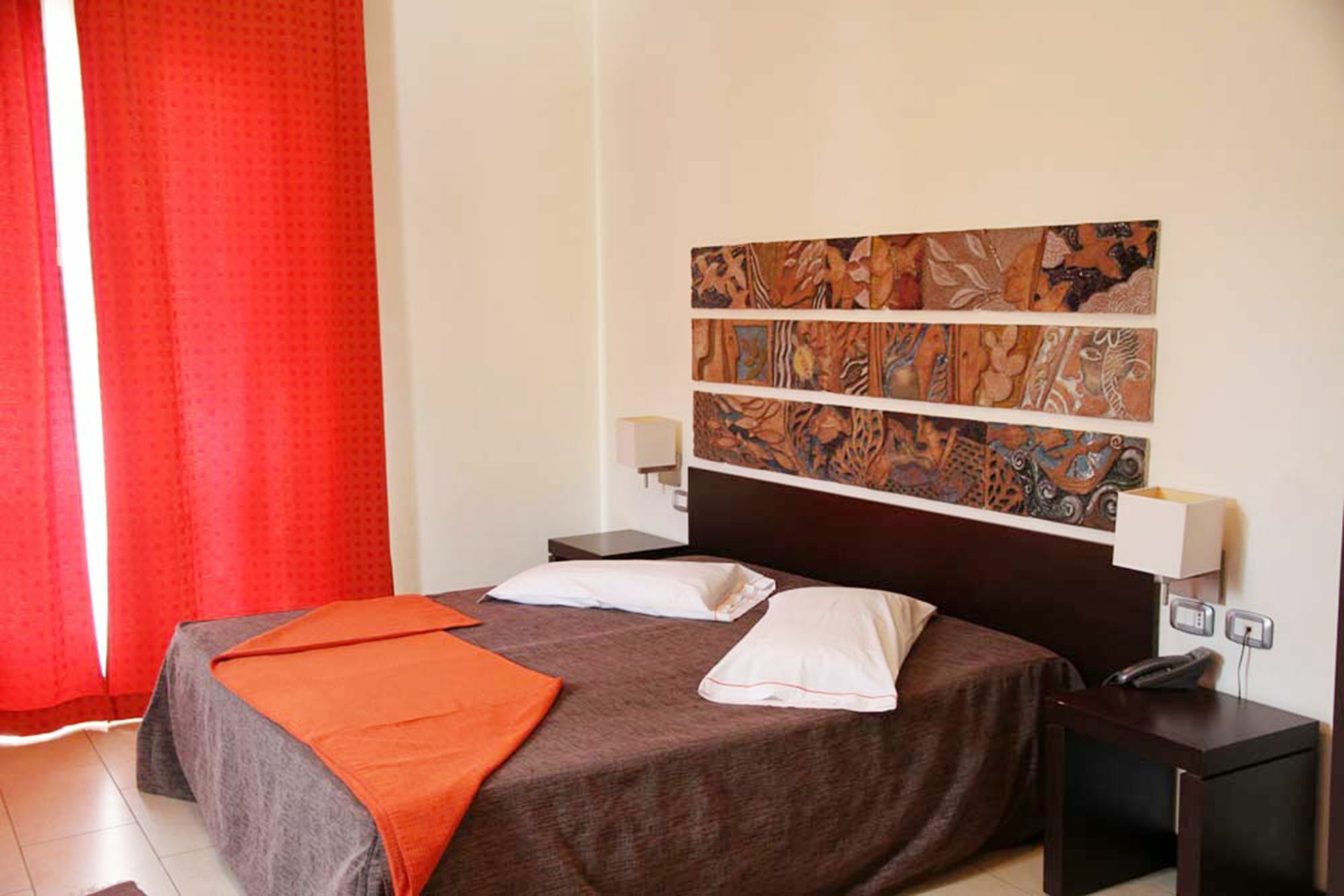Hotel Al Ritrovo カステッルッツォ エクステリア 写真