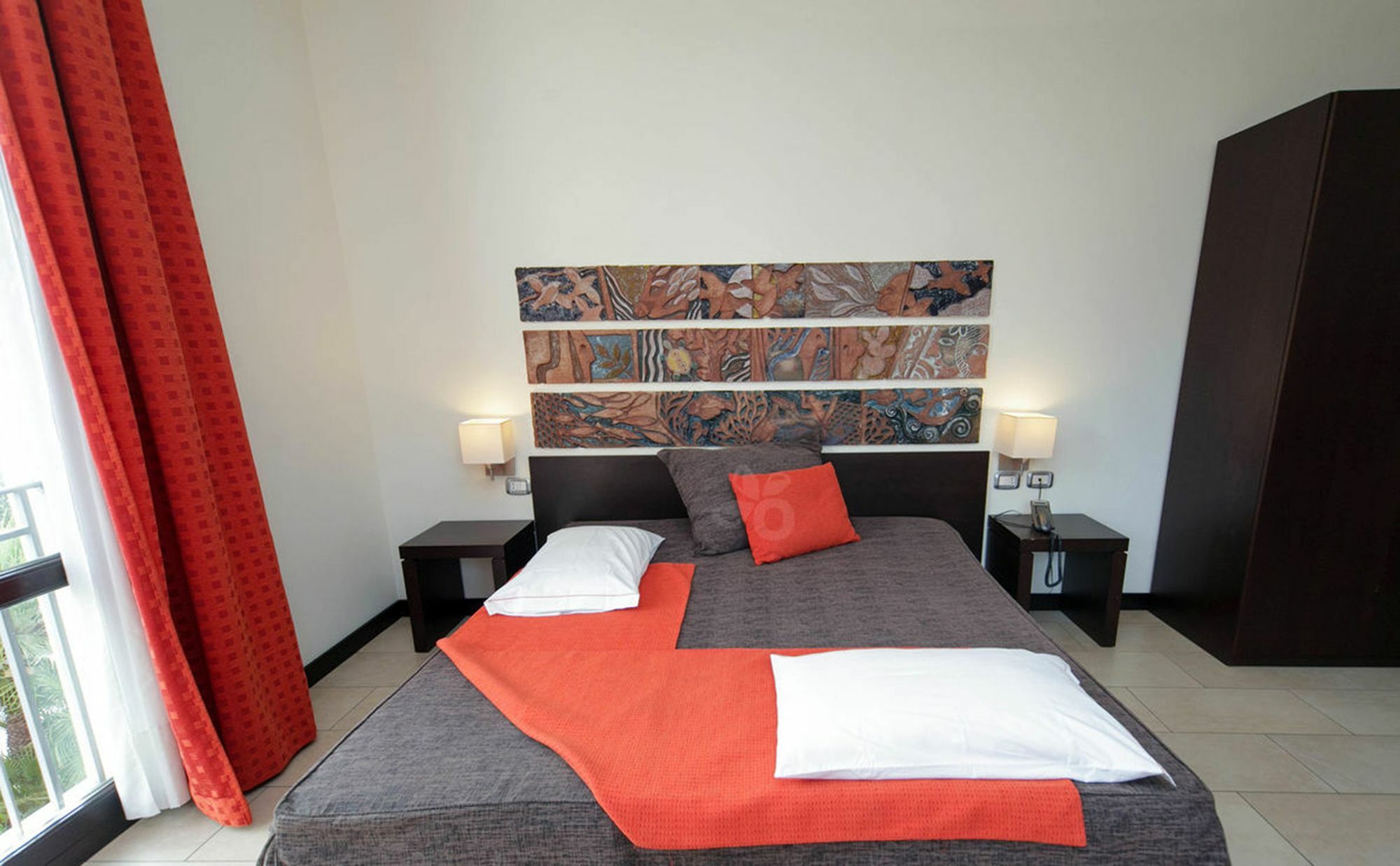 Hotel Al Ritrovo カステッルッツォ エクステリア 写真